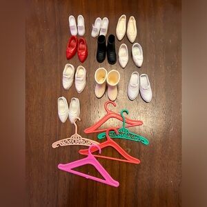 Vintage Barbie slipper doll accessories clothing